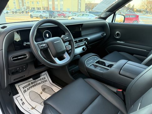 Used 2026 Hyundai Palisade Calligraphy image 11