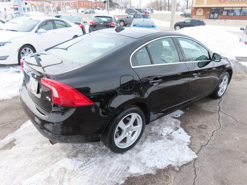 Used 2012 Volvo S60 T5 image 24