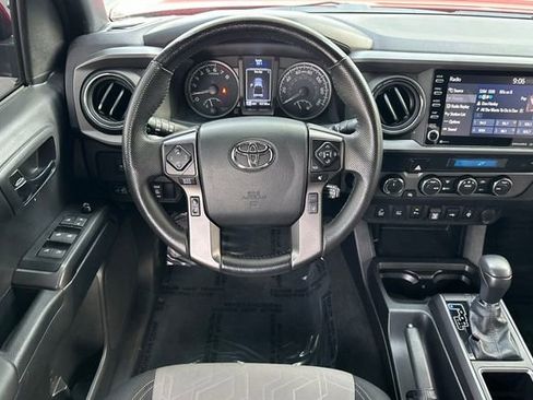 Certified 2023 Toyota Tacoma TRD Off-Road w/ Technology Package image 19