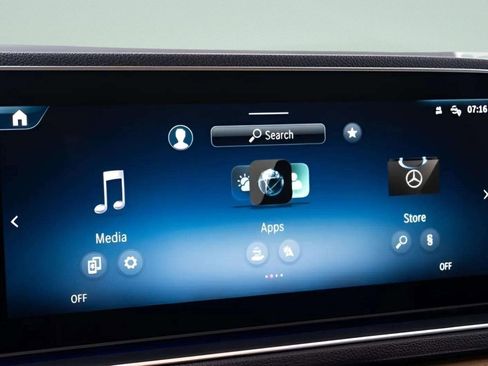 Used 2024 Mercedes-Benz GLE 450 4MATIC w/ Winter Package image 36