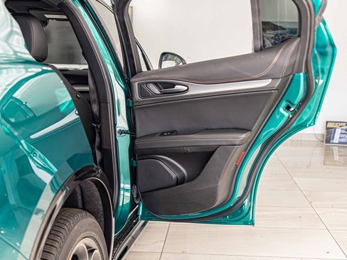 New 2025 Alfa Romeo Stelvio Sprint image 41