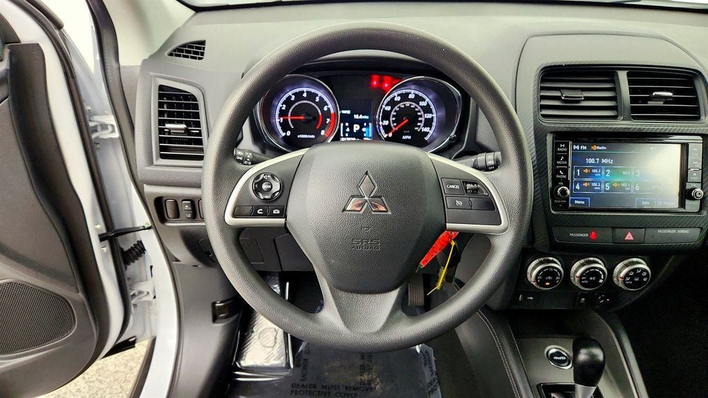 Used 2024 Mitsubishi Outlander Sport ES AWD/4WD image 13