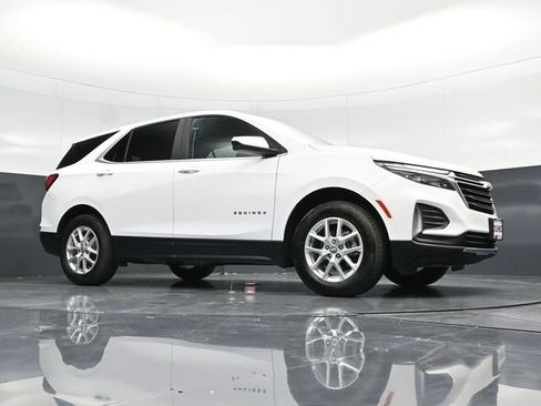 Used 2024 Chevrolet Equinox LT AWD/4WD image 56