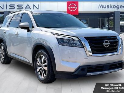 Used 2025 Nissan Pathfinder SL