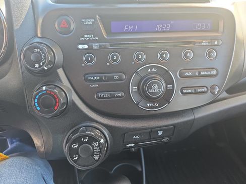 Used 2012 Honda Fit Sport image 17