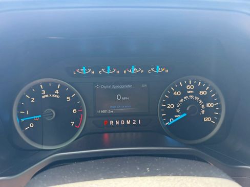 Used 2017 Ford F150 XLT w/ Equipment Group 302A Luxury RWD image 45