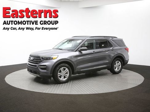 Used 2023 Ford Explorer XLT w/ Equipment Group 202A image 57