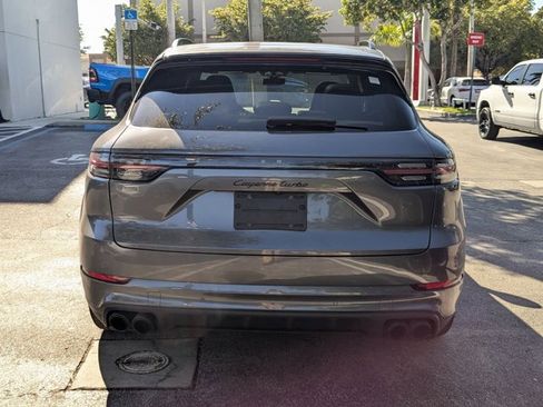 Used 2021 Porsche Cayenne Turbo image 6