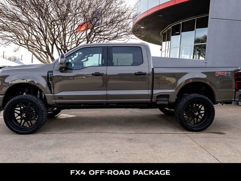 Used 2026 Ford F250 Platinum w/ Platinum Plus Package image 6