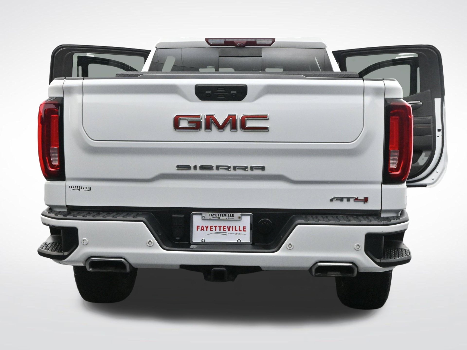 Used 2024 GMC Sierra 1500 AT4 w/ Technology Package AWD/4WD image 40