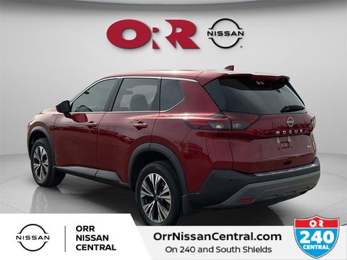 Used 2023 Nissan Rogue SV image 7