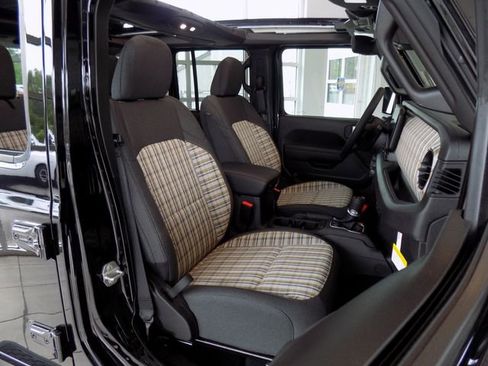 New 2026 Jeep Wrangler Unlimited Sport AWD/4WD image 24