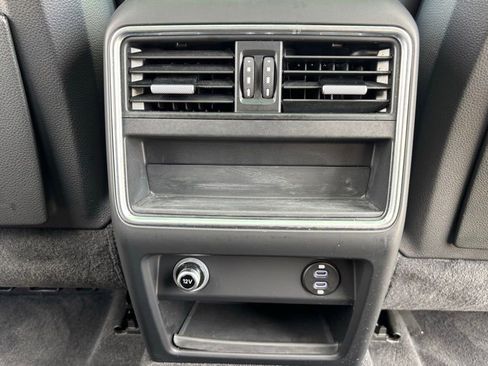 Certified 2021 Porsche Cayenne AWD/4WD image 7