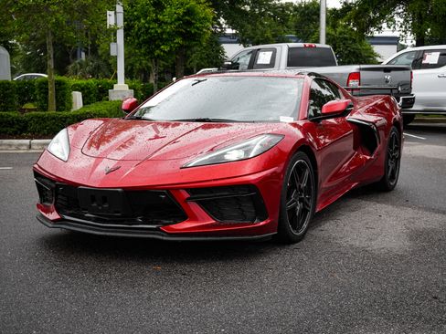 Used 2022 Chevrolet Corvette Stingray Preferred Cpe w/ Z51 Performance Package RWD image 5