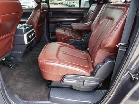 Used 2022 Ford Expedition Max Limited image 17