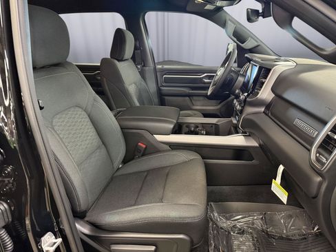 New 2026 RAM 1500 Big Horn AWD/4WD image 36