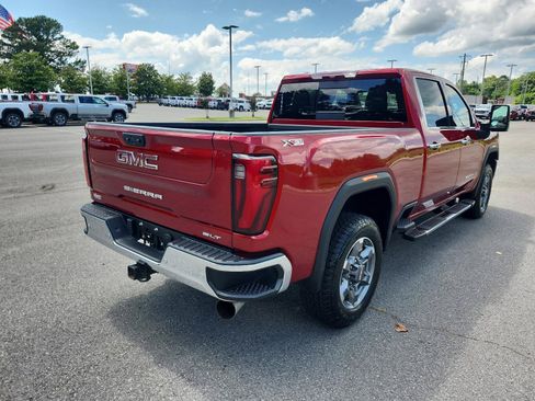 Used 2025 GMC Sierra 2500 SLT w/ SLT Premium Package AWD/4WD image 3