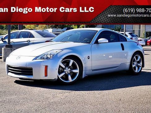 Used 2006 Nissan 350Z Base 2dr Coupe w/ (N93) Cargo Convenience Pkg image 1