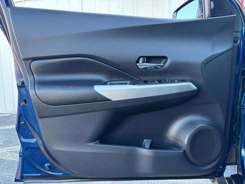 Used 2020 Nissan Kicks SR w/ SR Premium Package image 41