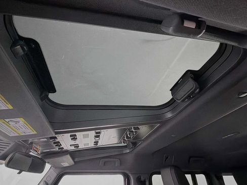 Used 2025 INEOS Grenadier AWD/4WD image 12