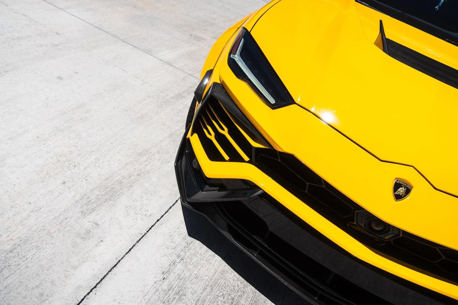 Used 2021 Lamborghini Urus AWD/4WD image 13