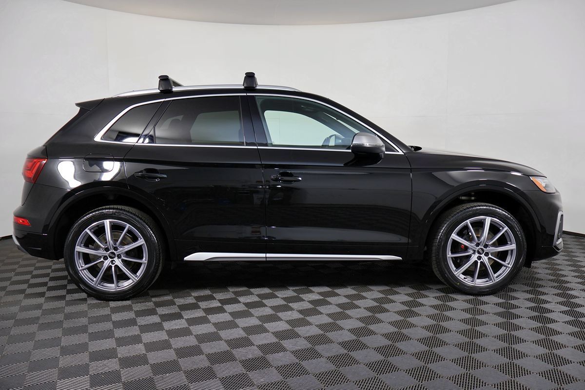 Used 2022 Audi SQ5 Premium Plus w/ Premium Plus Package AWD/4WD image 7