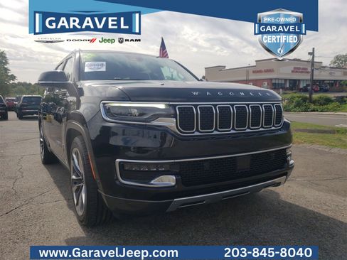 Used 2022 Jeep Wagoneer Series III w/ Premium Group I image 25