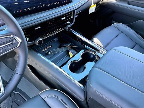 New 2026 Chevrolet Tahoe Premier image 8