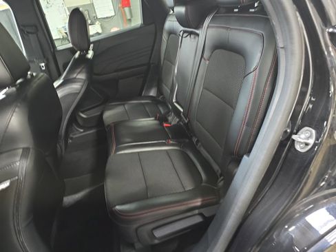 Used 2023 Ford Escape ST-Line w/ Tech Pack #1 AWD/4WD image 16