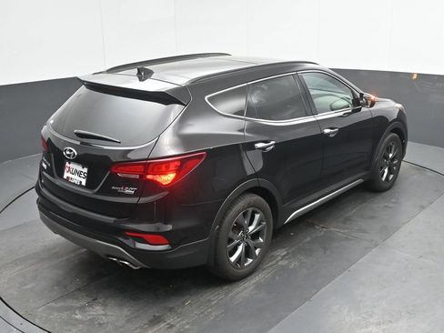Used 2017 Hyundai Santa Fe Sport FWD image 30
