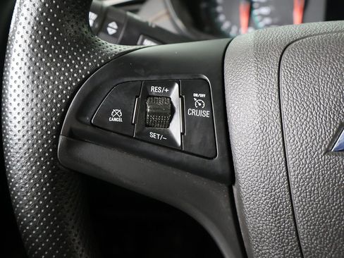 Used 2020 Chevrolet Trax LT image 30