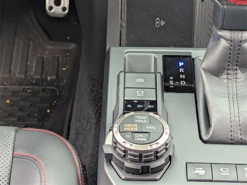 Used 2024 Toyota Tacoma TRD Pro image 25