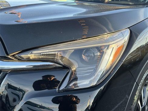 Used 2023 Subaru Ascent Limited w/ Technology Package image 10