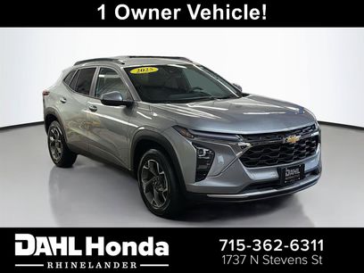 Used 2025 Chevrolet Trax LT w/ Driver Confidence Package