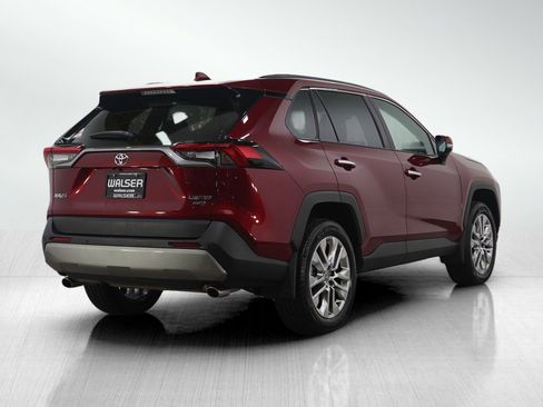 Used 2025 Toyota RAV4 Limited image 5