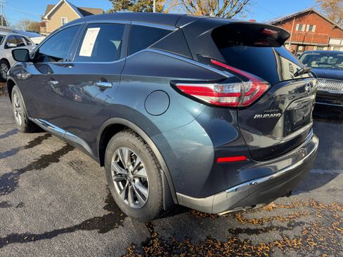 Used 2016 Nissan Murano S image 3
