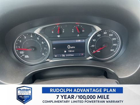 Used 2024 GMC Terrain SLT image 16