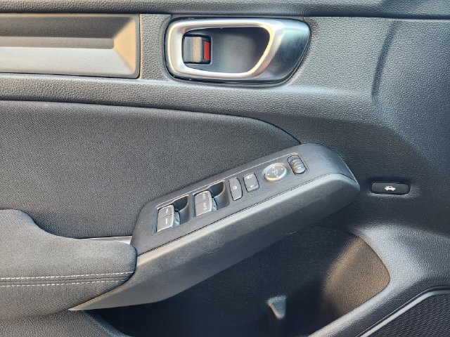 Used 2025 Honda Civic Sport image 24