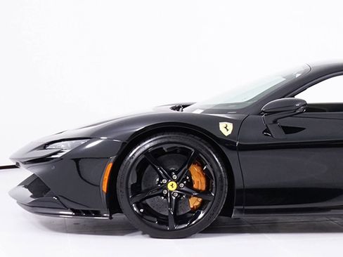 Used 2023 Ferrari SF90 Stradale image 12