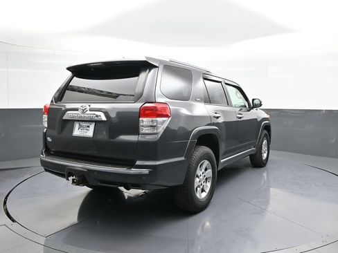 Used 2011 Toyota 4Runner SR5 w/ Premium Pkg w/Leather AWD/4WD image 6