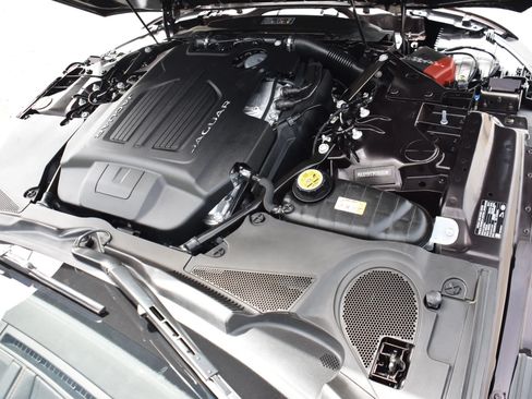 Used 2023 Jaguar F-TYPE R AWD/4WD image 40