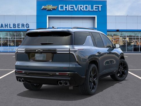 New 2026 Chevrolet Traverse RS w/ LPO, Floor Liner Package AWD/4WD image 28
