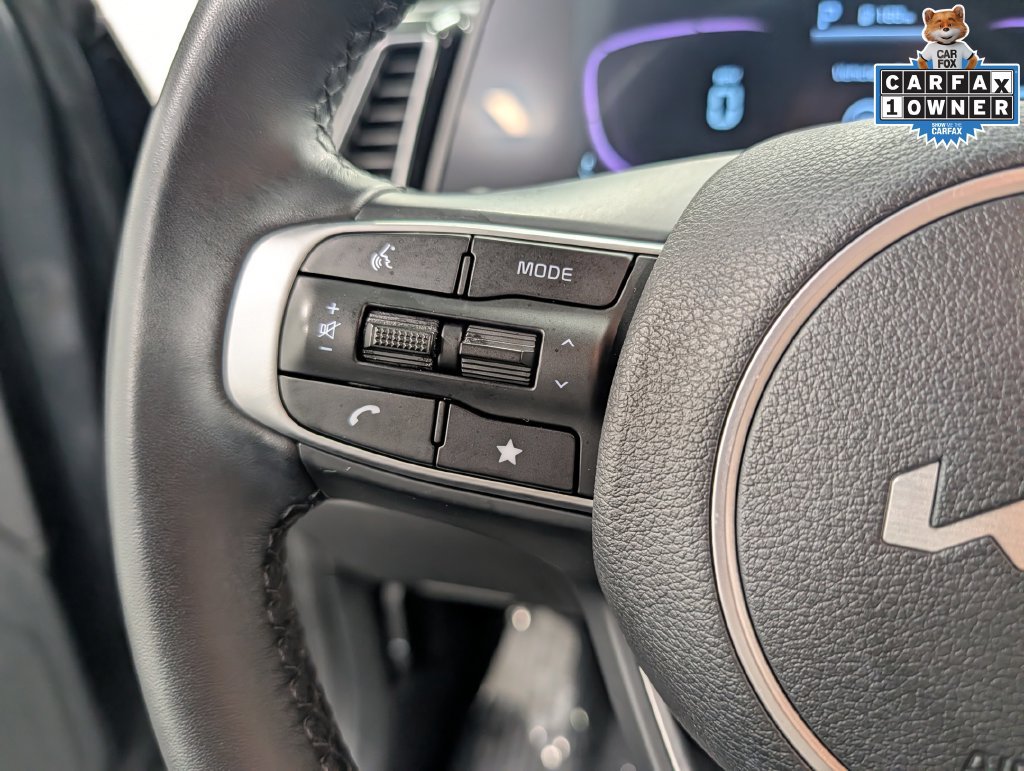 Used 2024 Kia Sportage EX AWD/4WD image 17