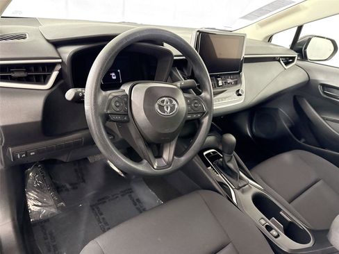 Certified 2026 Toyota Corolla LE FWD image 4