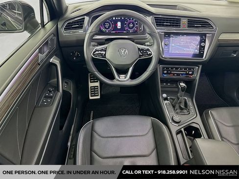Used 2022 Volkswagen Tiguan SEL R-Line AWD/4WD image 24