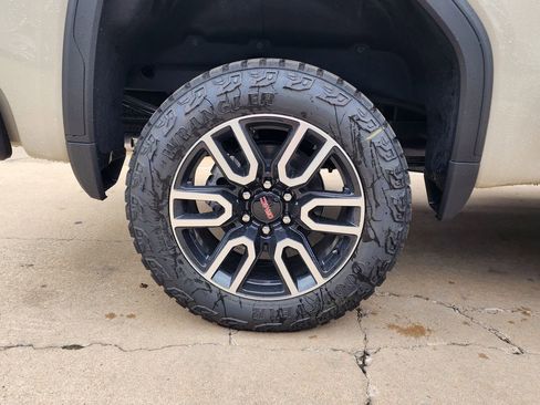 New 2026 GMC Sierra 1500 AT4 w/ AT4 Premium Package image 52