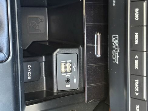 Used 2022 Lexus GX 460 Luxury image 21