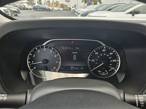 New 2025 Nissan Frontier SV w/ SV Convenience Package image 16