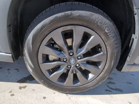 Used 2025 Subaru Outback Onyx Edition image 33