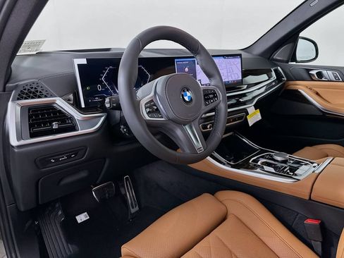 Used 2026 BMW X5 sDrive40i w/ M Sport Package RWD image 9